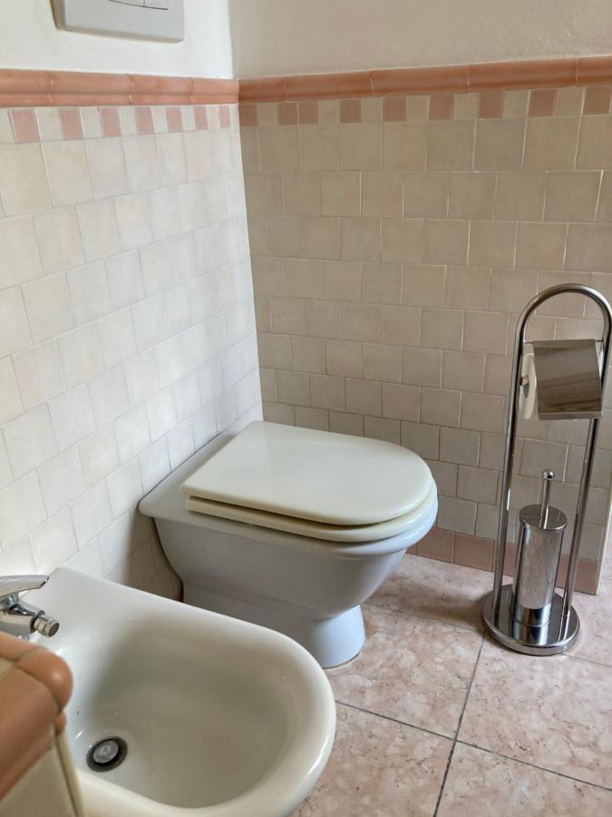 Casapiedicastello Apartment Castelnuovo del Garda Bagian luar foto